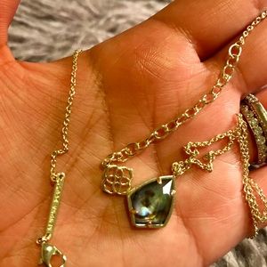 Kendra Scott necklace